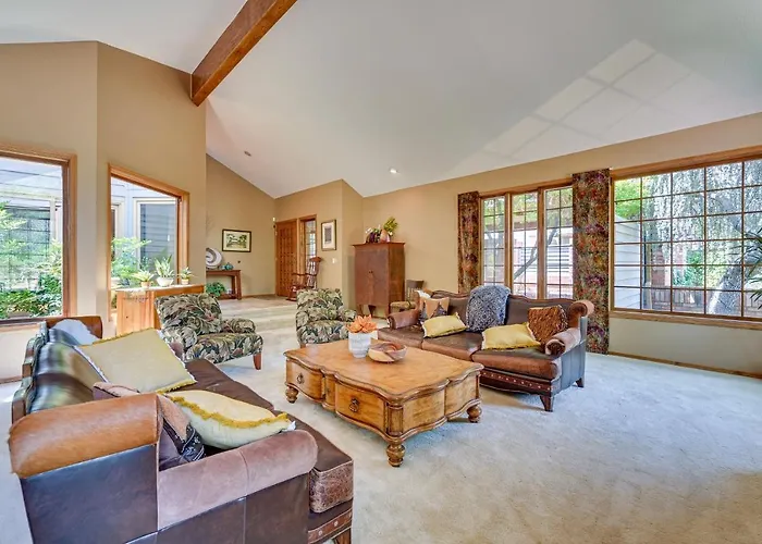 Holiday home Hot Tub + Games: Spacious Golf Retreat In Payson