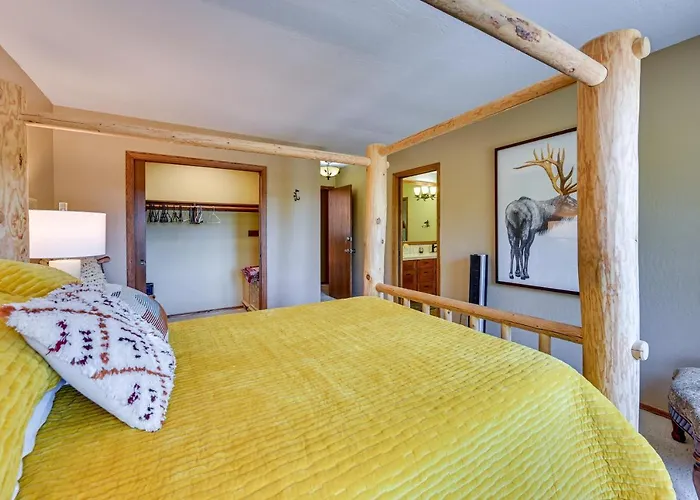 Holiday home Hot Tub + Games: Spacious Golf Retreat In *